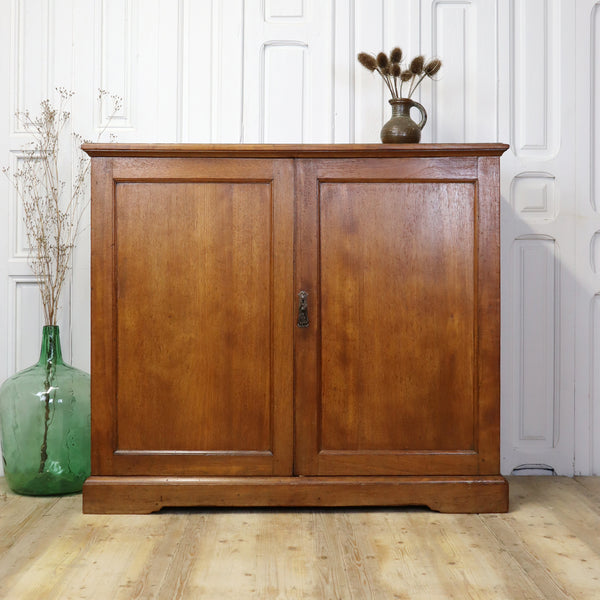 antique_linen_cupboard_campaign_cupboard