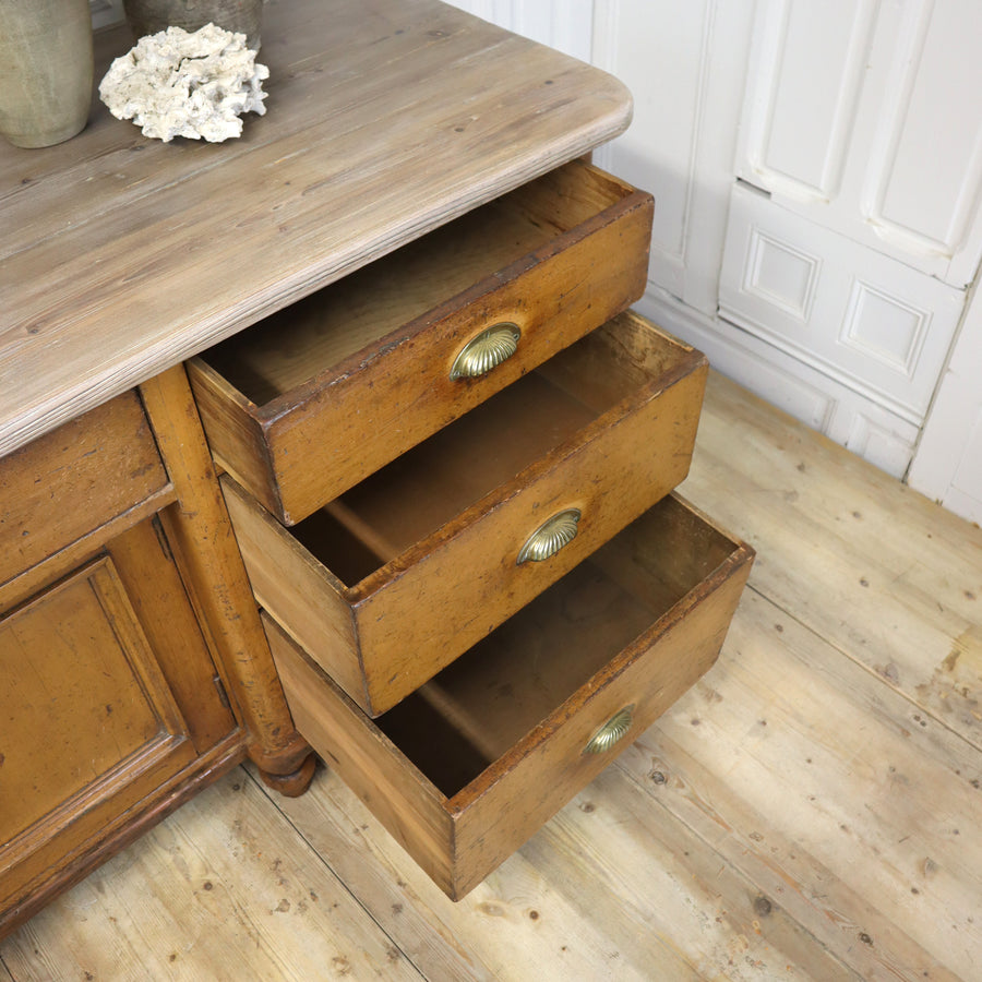 antique_painted_lancashire_pine_dresser