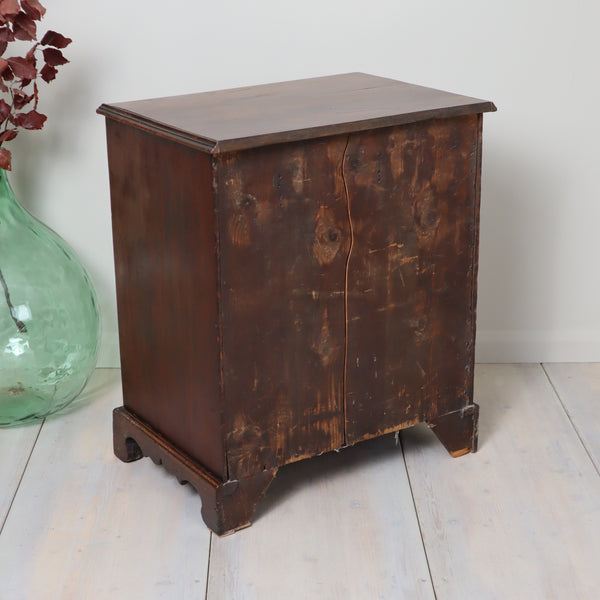 antique_walnut_georgian_chest_of_drawers