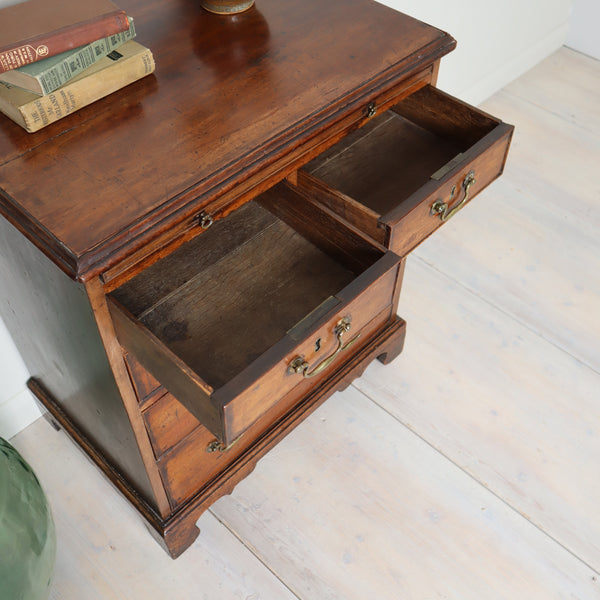 antique_walnut_georgian_chest_of_drawers