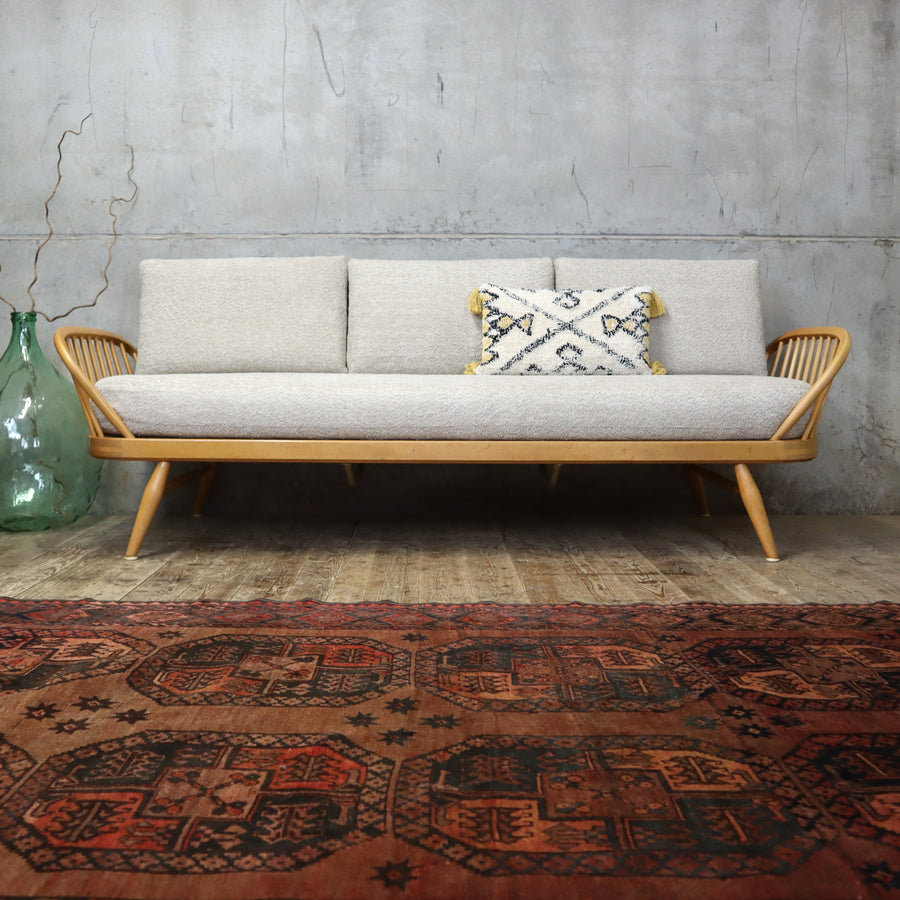 mid_century_ercol_studio_couch_daybed_sofa_vintage