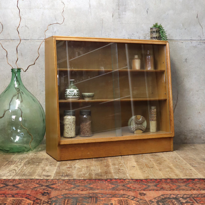 Vintage G Plan Mid Century Oak Brandon Display Cabinet 1 – 1611b