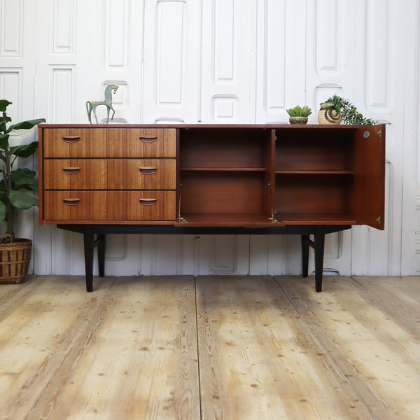 vintage_beautility_walnut_vintage_sideboard