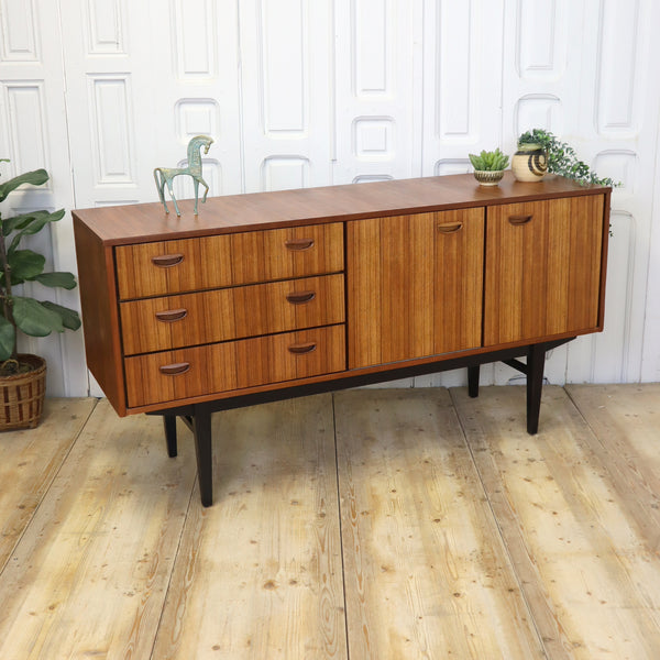 vintage_beautility_walnut_vintage_sideboard