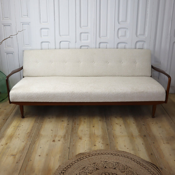 mid_century_greaves_&_thomas_vintage_sofabed