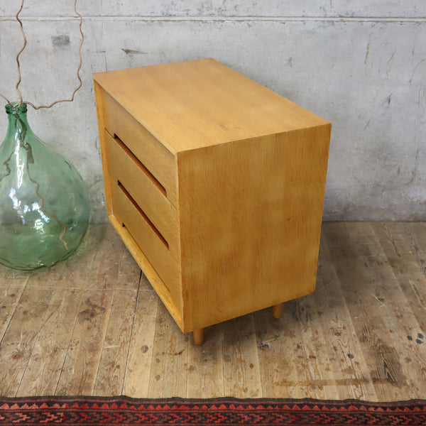 Rare Pair of Stag 'C' Range Oak Three Drawer Chest of Drawers