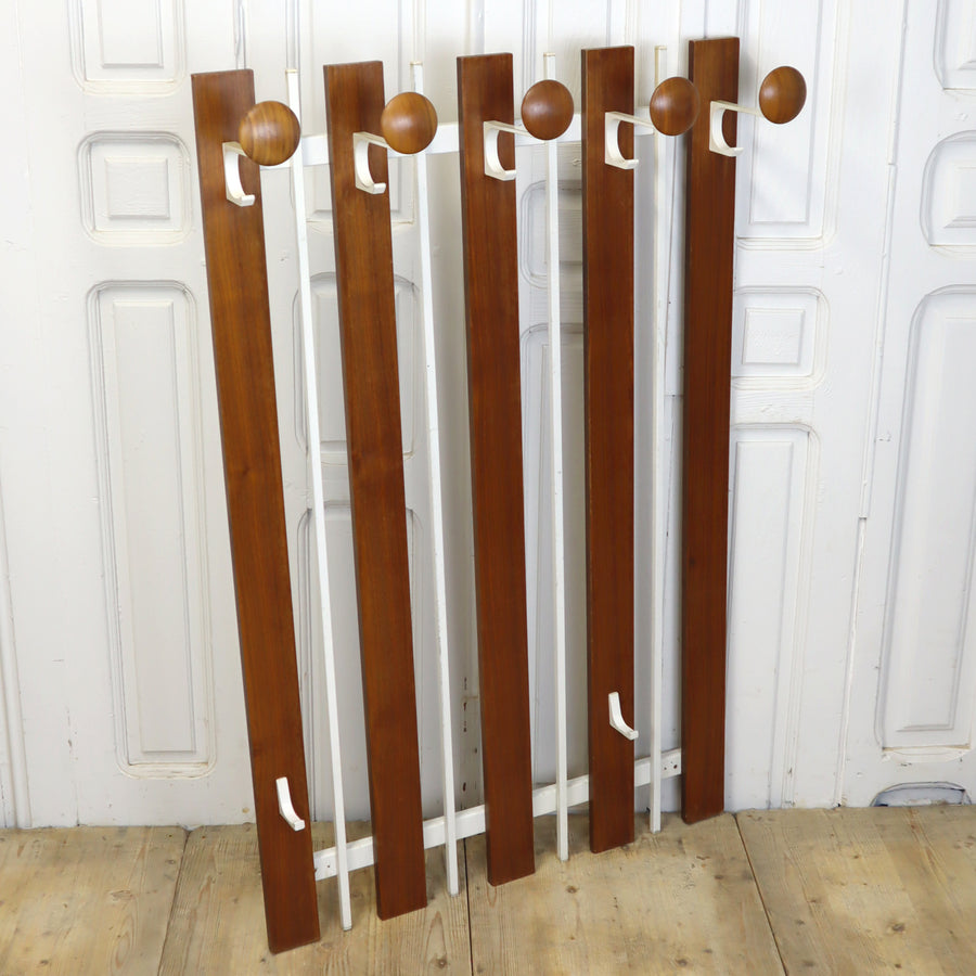 mid_century_teak_coat_rack_garderobe