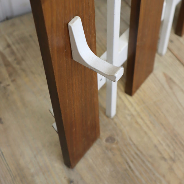 mid_century_teak_coat_rack_garderobe