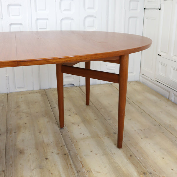 mid_century_teak_danish_arne_vodder_212_extending_oval_dining_table