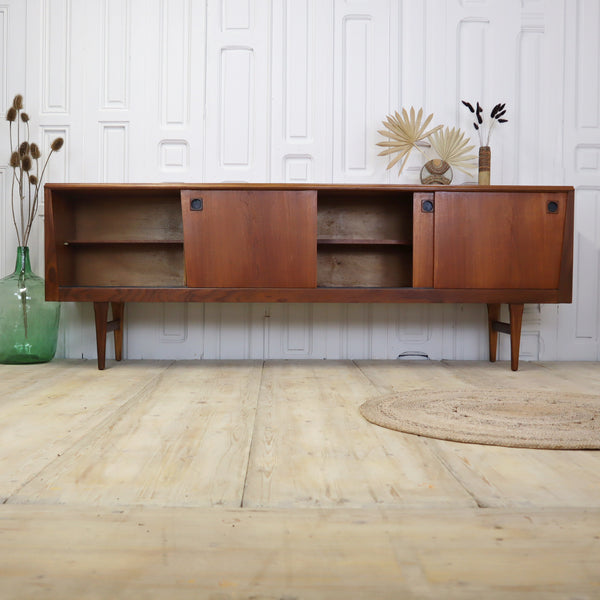 mid_century_teak_elliots_of_newbury_vintage_sideboard