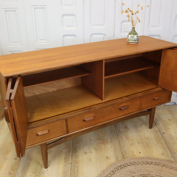 mid_century_teak_g_plan_concertina_door_sideboard_drinks_cabinet