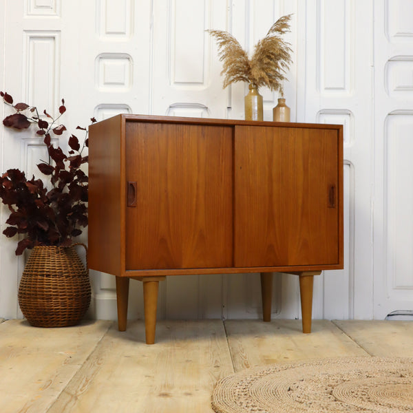 Mid Century Teak Media Cabinet Sideboard 0705e