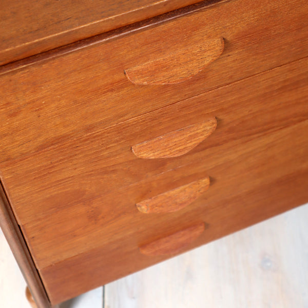 mid_century_teak_vintage_chest_of_drawers