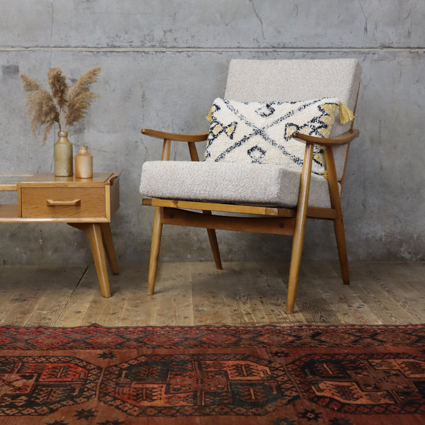 mid_century_thonet_vintage_boomerang_boucle_armchair