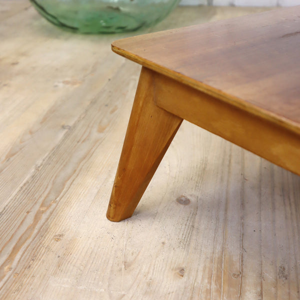 mid_century_walnut_vintage_coffee_table