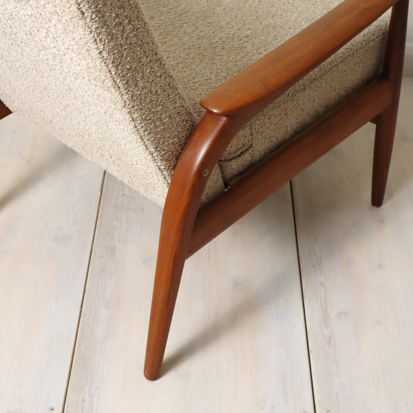 midcentury_greaves_&_thomas_armchairs_boucle