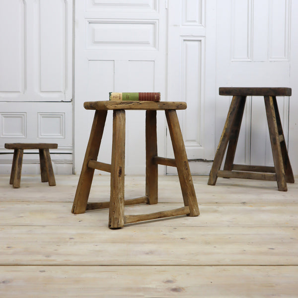rustic_antique_wooden_elm_stool