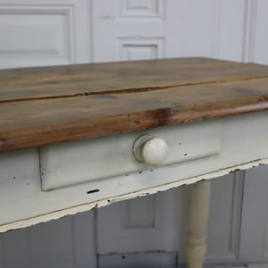 rustic_vintage_farmhouse_country_pine_kitchen_table