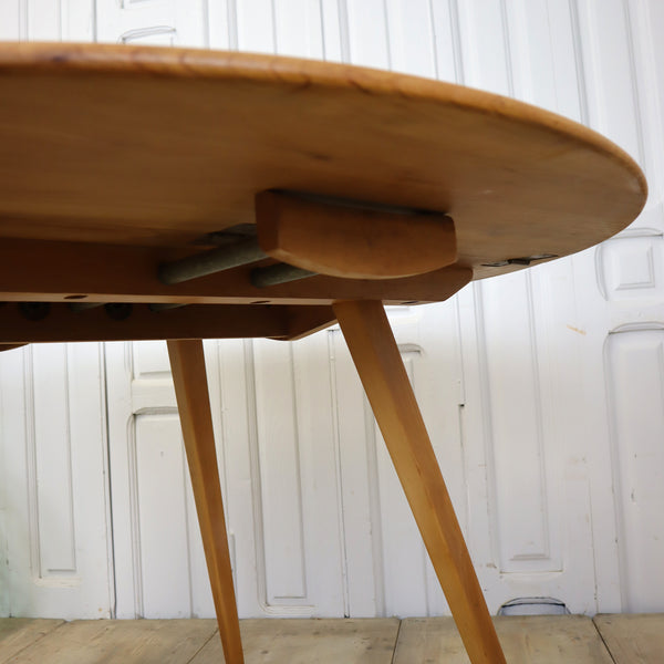 vintage_ercol_drop_leaf_oval_dining_table