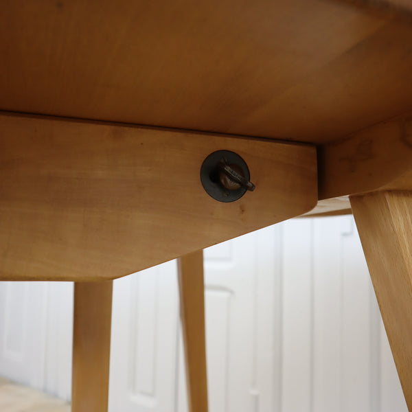 vintage_ercol_grand_windsor_extending_dining_table