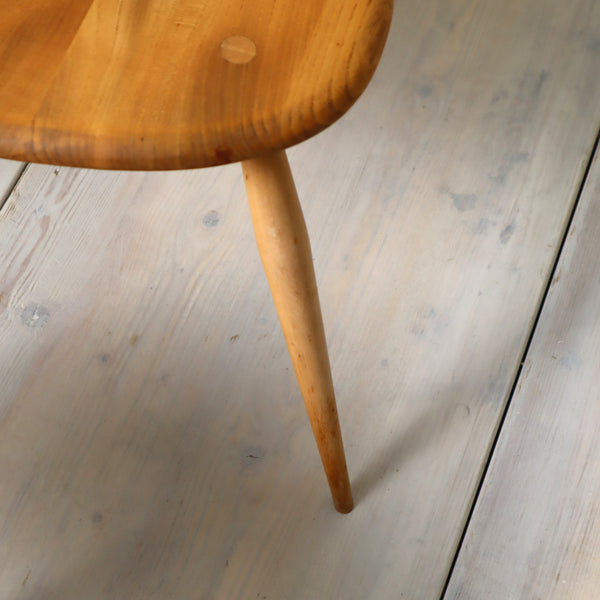 Ercol Blonde Pebble Nest of Tables 1610e
