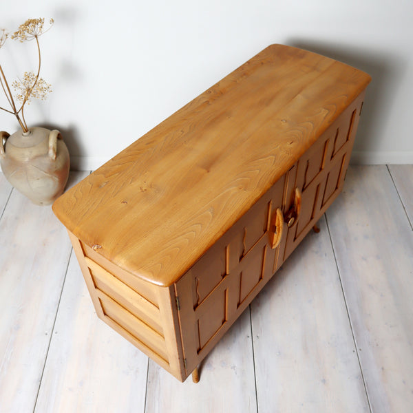 vintage_ercol_model_120_sideboard