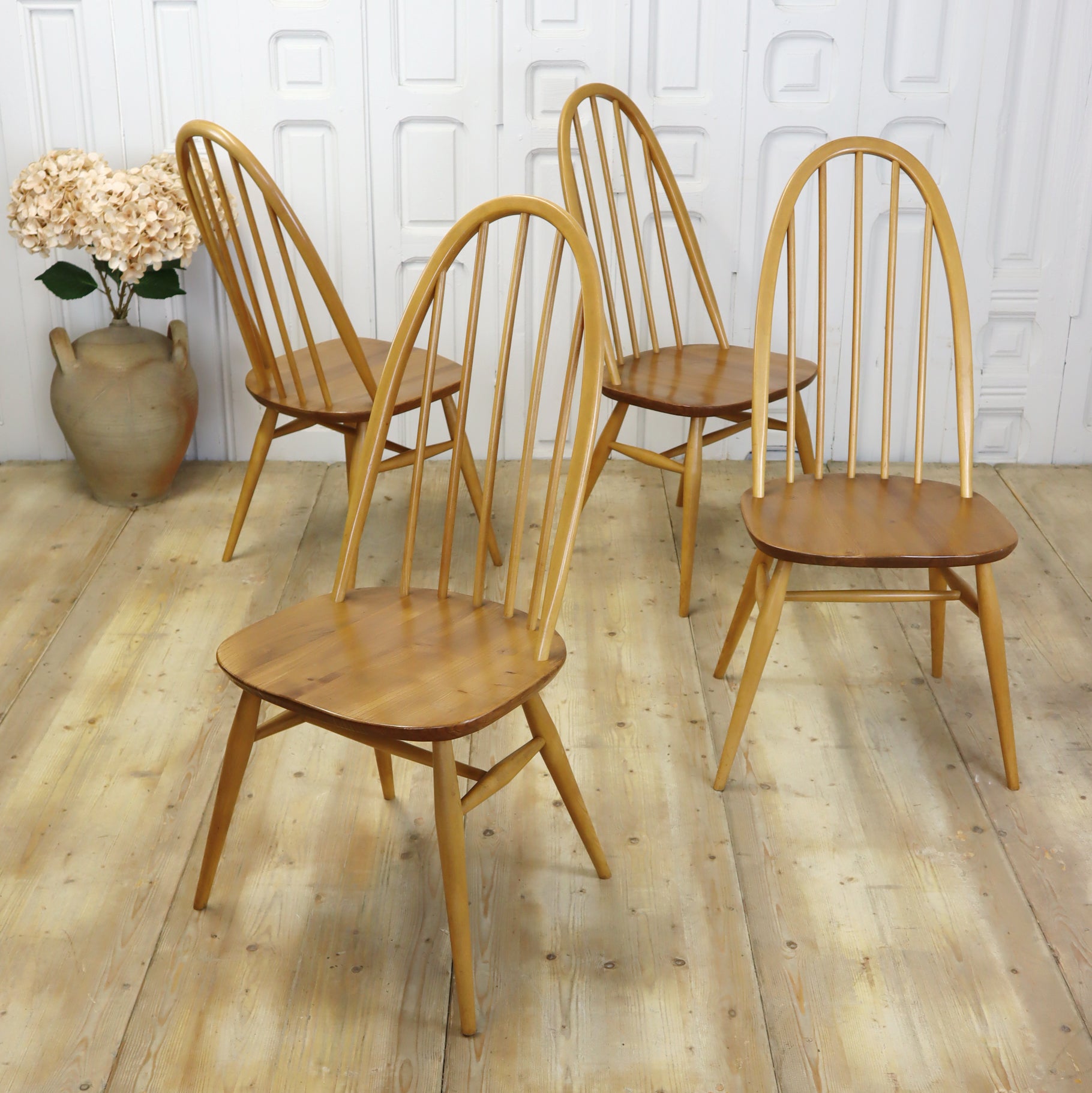 Set of Four Vintage Ercol Windsor 365 Quaker Chairs 1801j