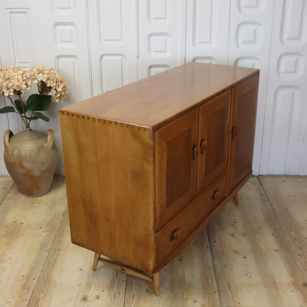 Mid Century Ercol Model 467 Windsor Sideboard 2109c