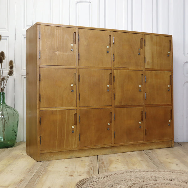 vintage_esavian_school_wooden_gym_lockers