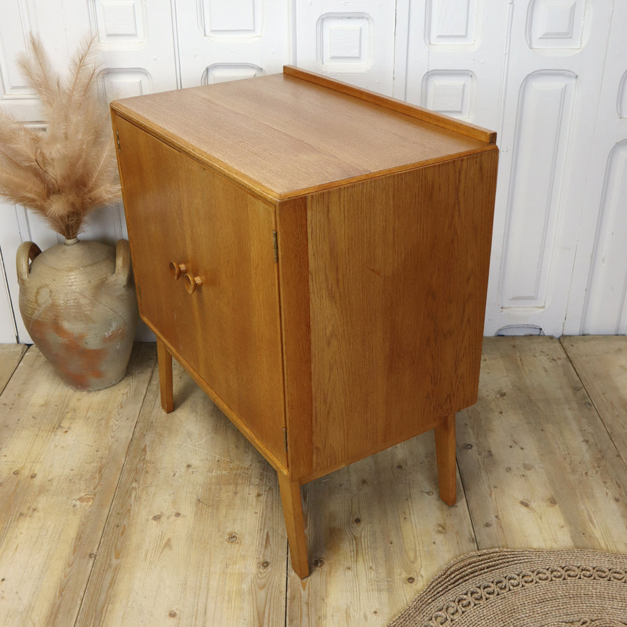 vintage_meredew_oak_cabinet_sideboard_vanity