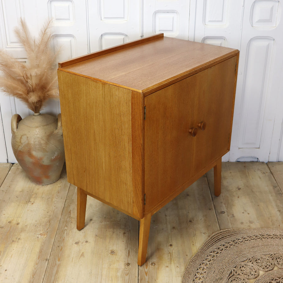 vintage_meredew_oak_cabinet_sideboard_vanity