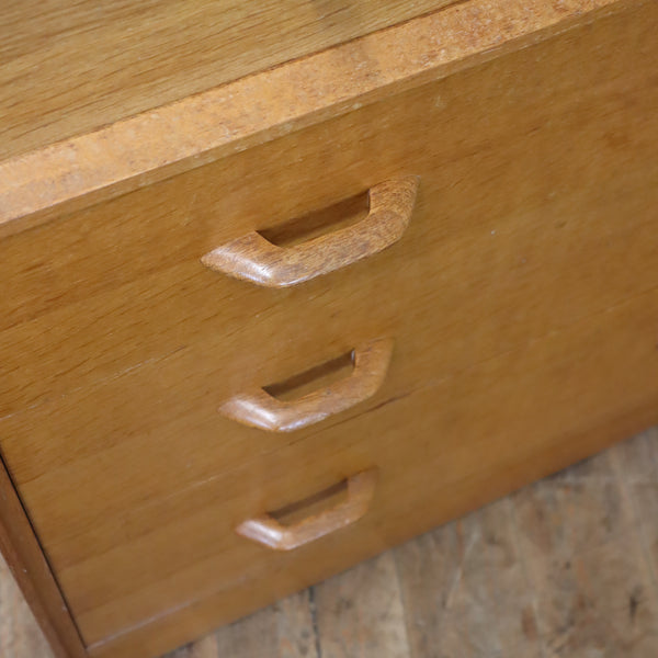 vintage_oak_g_plan_mid_century_chest_of_drawers