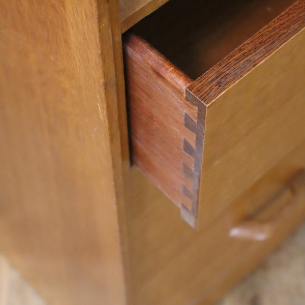 vintage_oak_g_plan_mid_century_chest_of_drawers