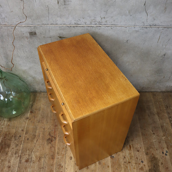 Mid Century Oak G Plan Chest of Drawers - 1611a