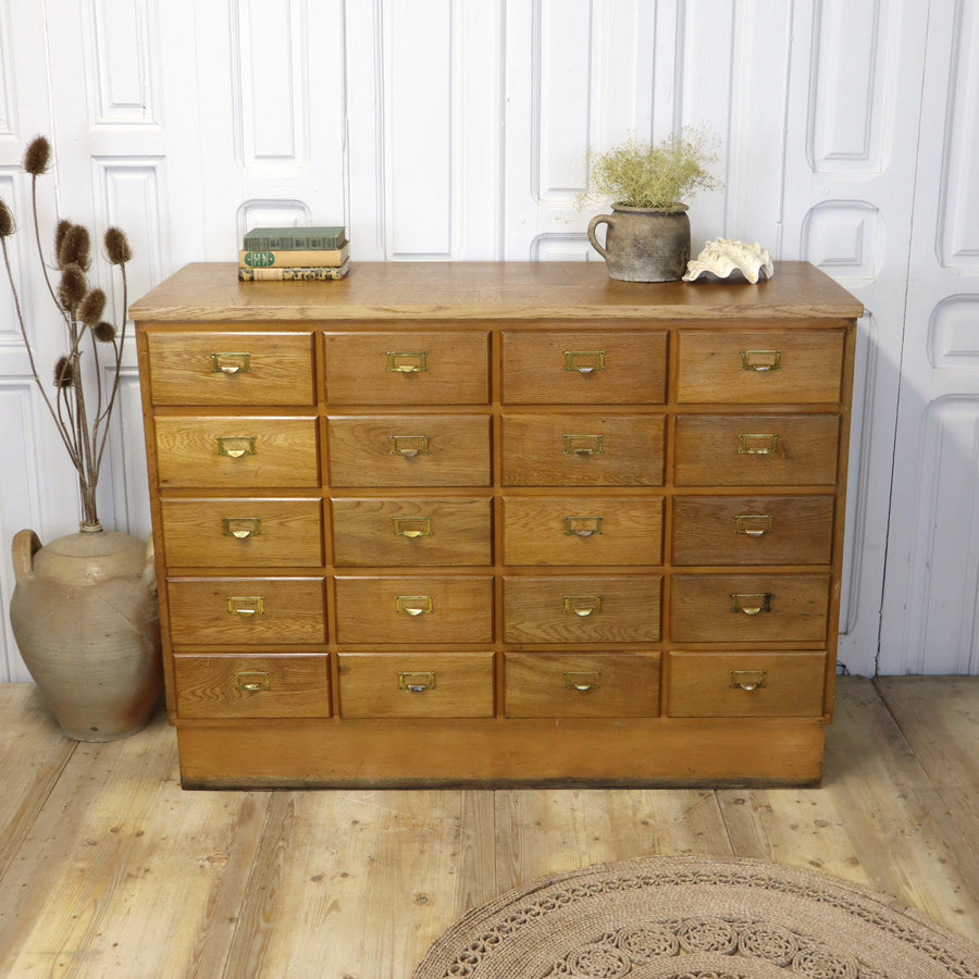 vintage_oak_haberdashery_apothecary_drawers