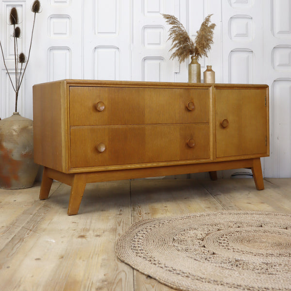vintage_oak_meredew_mid-century_sideboard