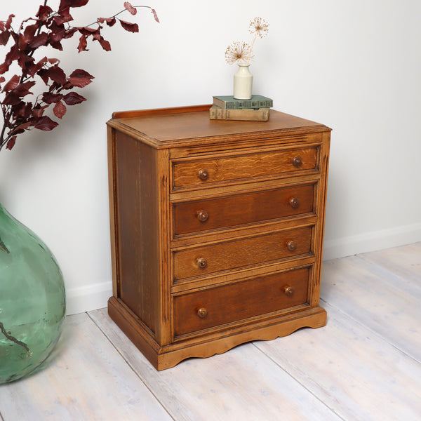 vintage_oak_rustic_chest_of_drawers