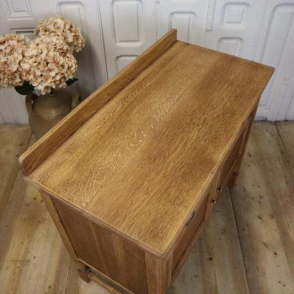 vintage_oak_rustic_country_home_cupboard_vanity_unit