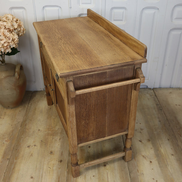 vintage_oak_rustic_country_home_cupboard_vanity_unit