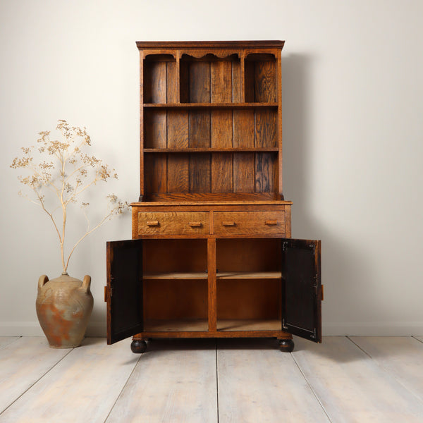 vintage_oak_rustic_kitchen_dresser