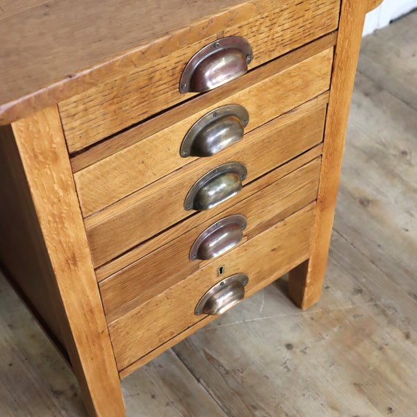 vintage_oak_rustic_school_desk