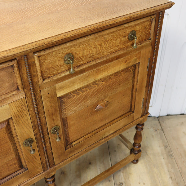 vintage_oak_rustic_sideboard_bathroom_vanity.