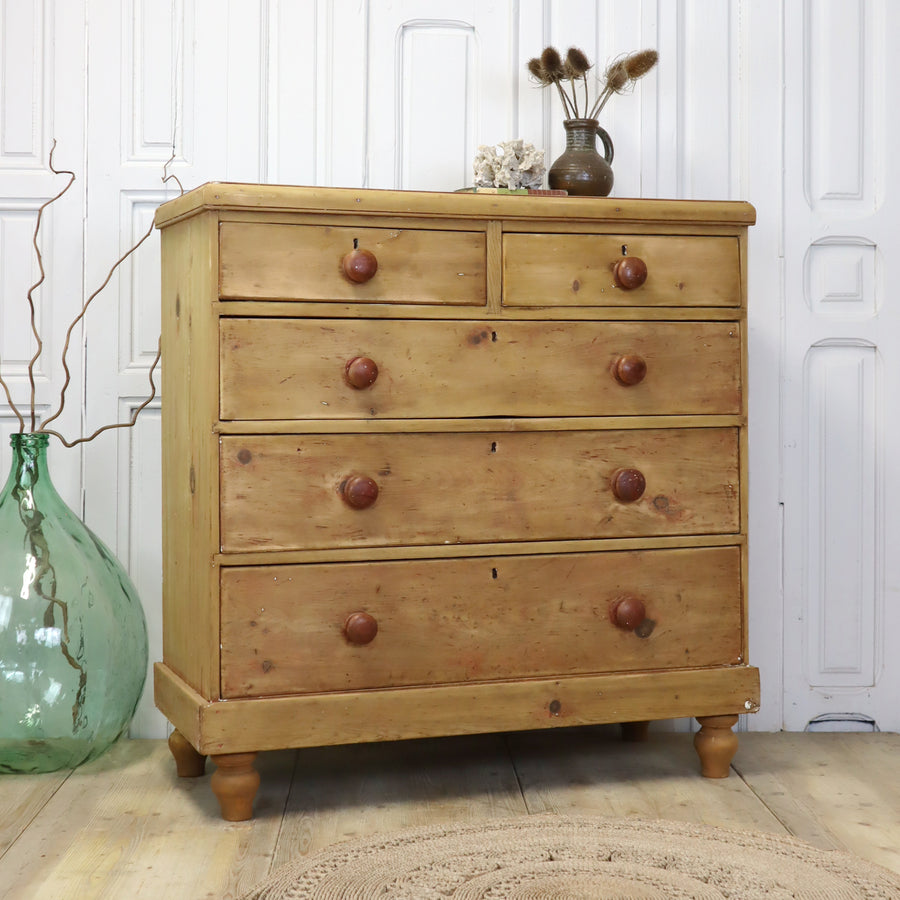 vintage_pine_rustic_chest_of_drawers_country_home