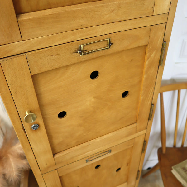vintage_reclaimed_school_wooden_lockers