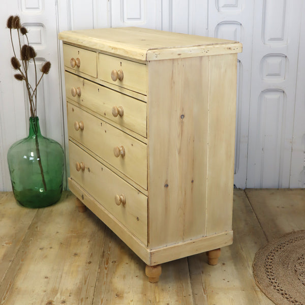 Vintage Rustic Pine Chest of Drawers - 1801c