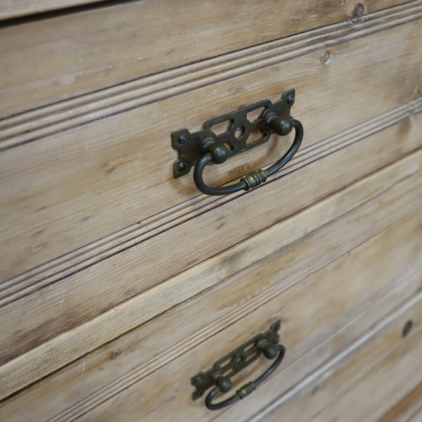 vintage_rustic_edwardian_cabinet_kitchen_dresser
