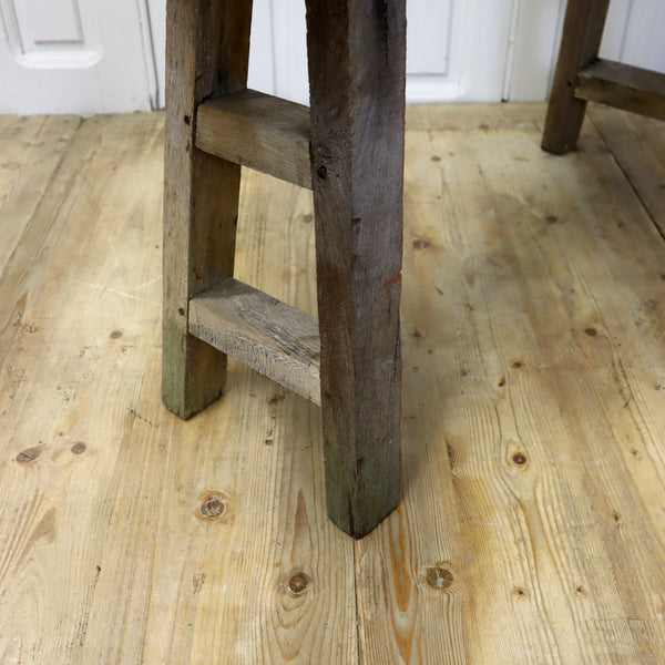 vintage_rustic_hallway_elm_bench_seat