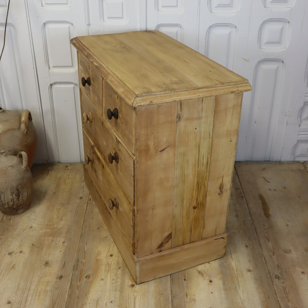 vintage_rustic_pine_chest_of_drawers