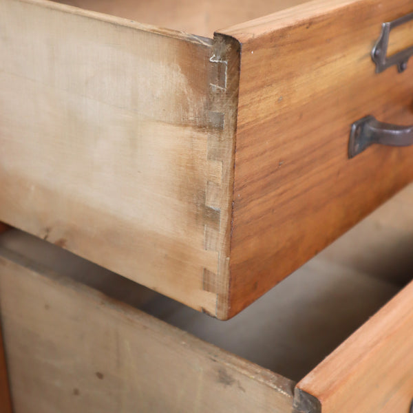 vintage_rustic_school_drawers_esavian