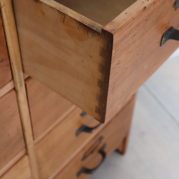 vintage_school_drawers_rustic_esavian